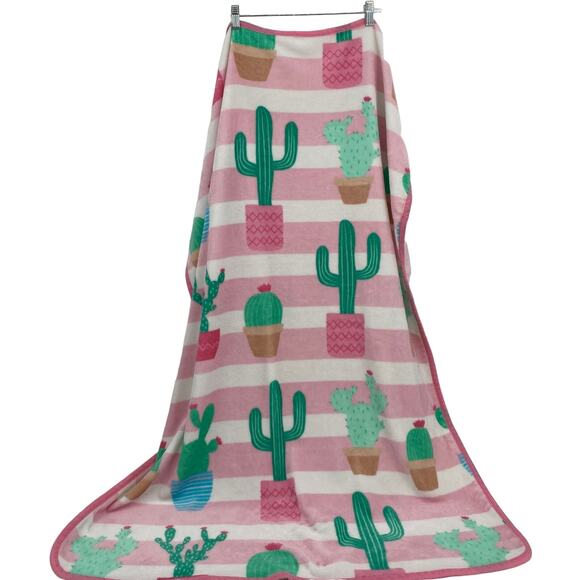 Fun Cactus Fleece Cozy Throw Blanket Saguaro Kids Crib Size - Picture 1 of 7